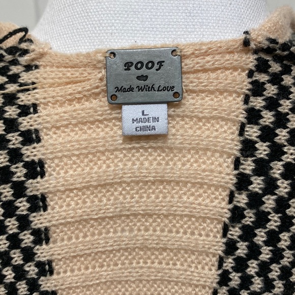 Poof open fringe cardigan - Picture 3 of 4